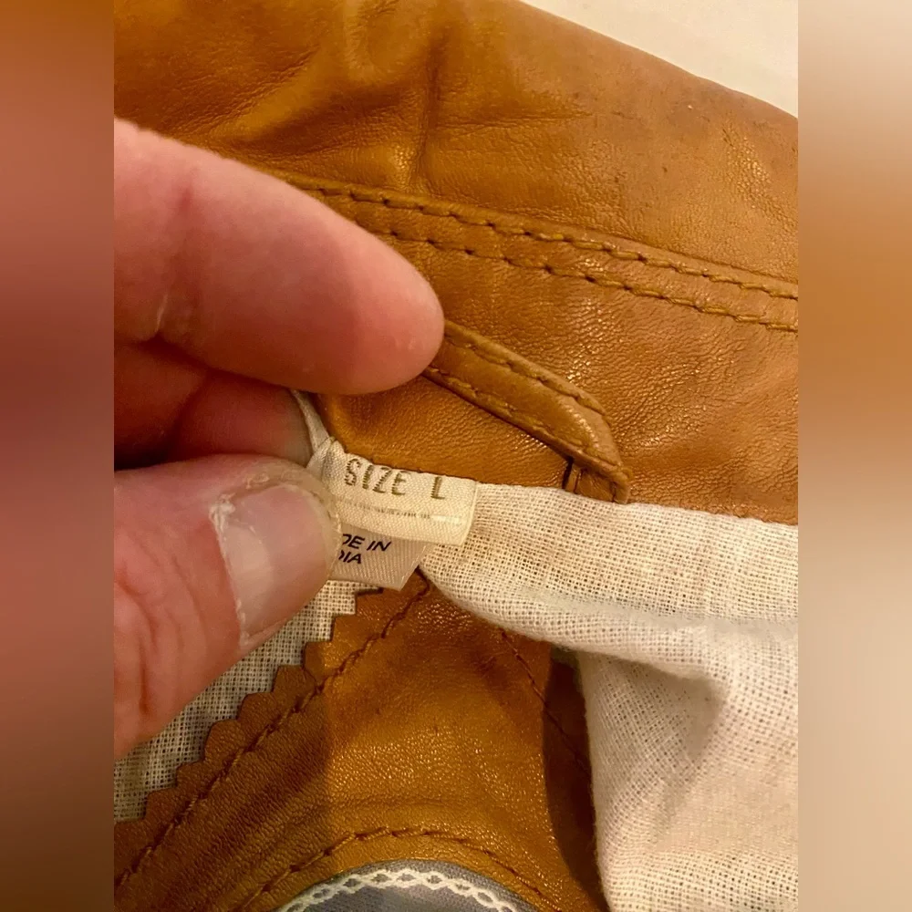 Diesel Lisardo jacket (Large) Burnt Orange
New with tags - Picture 13 of 16